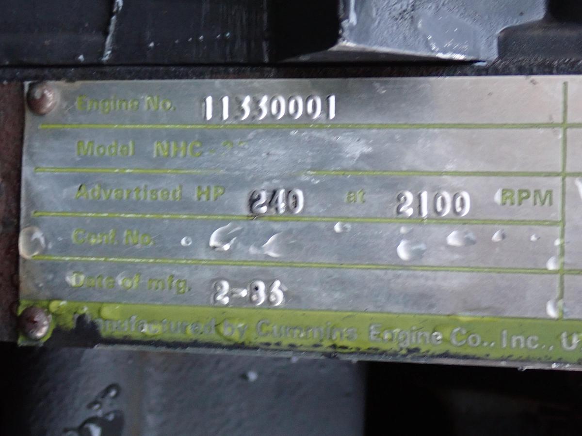 Used 1986 Cummins NHC250 Diesel Engine MILITARY TAKEOUT