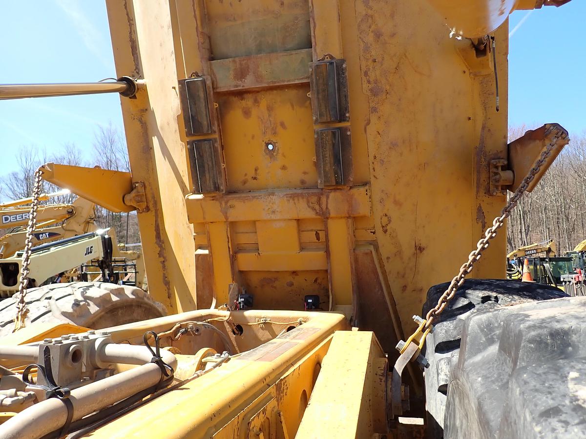 Used 2012 CAT 740B Articulated Haul Truck w/ TAILGATE