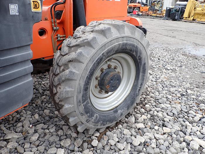 Used 2009 Lull 944E-42