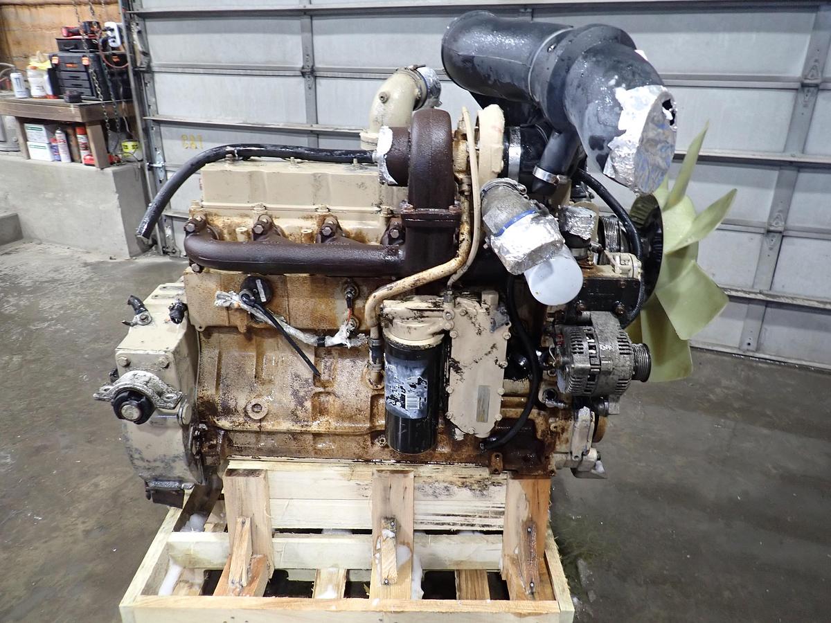 Used 2004 Cummins C8.3-300 Diesel Truck Engine CPL 2101