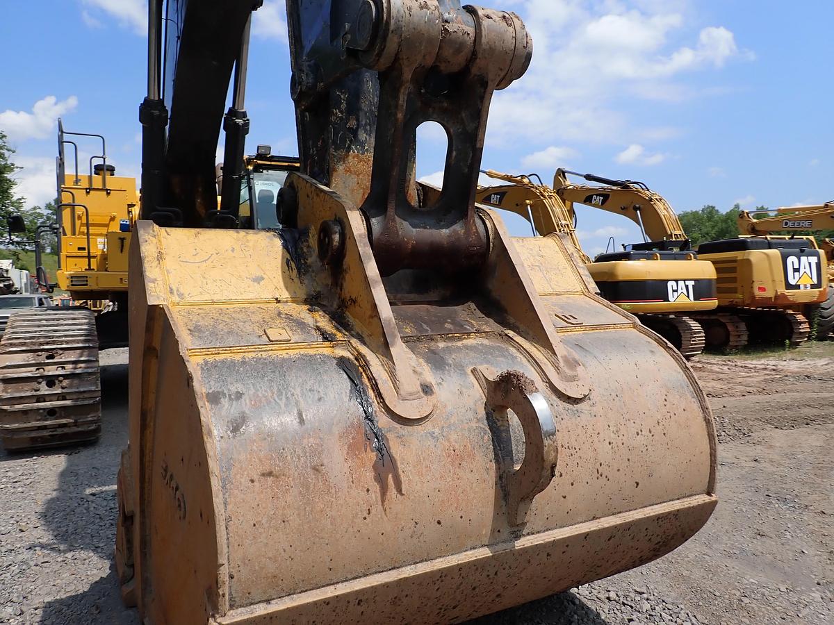 Used 2021 John Deere 870G LC Hydraulic Excavator MASS EXCAVATING BOOM