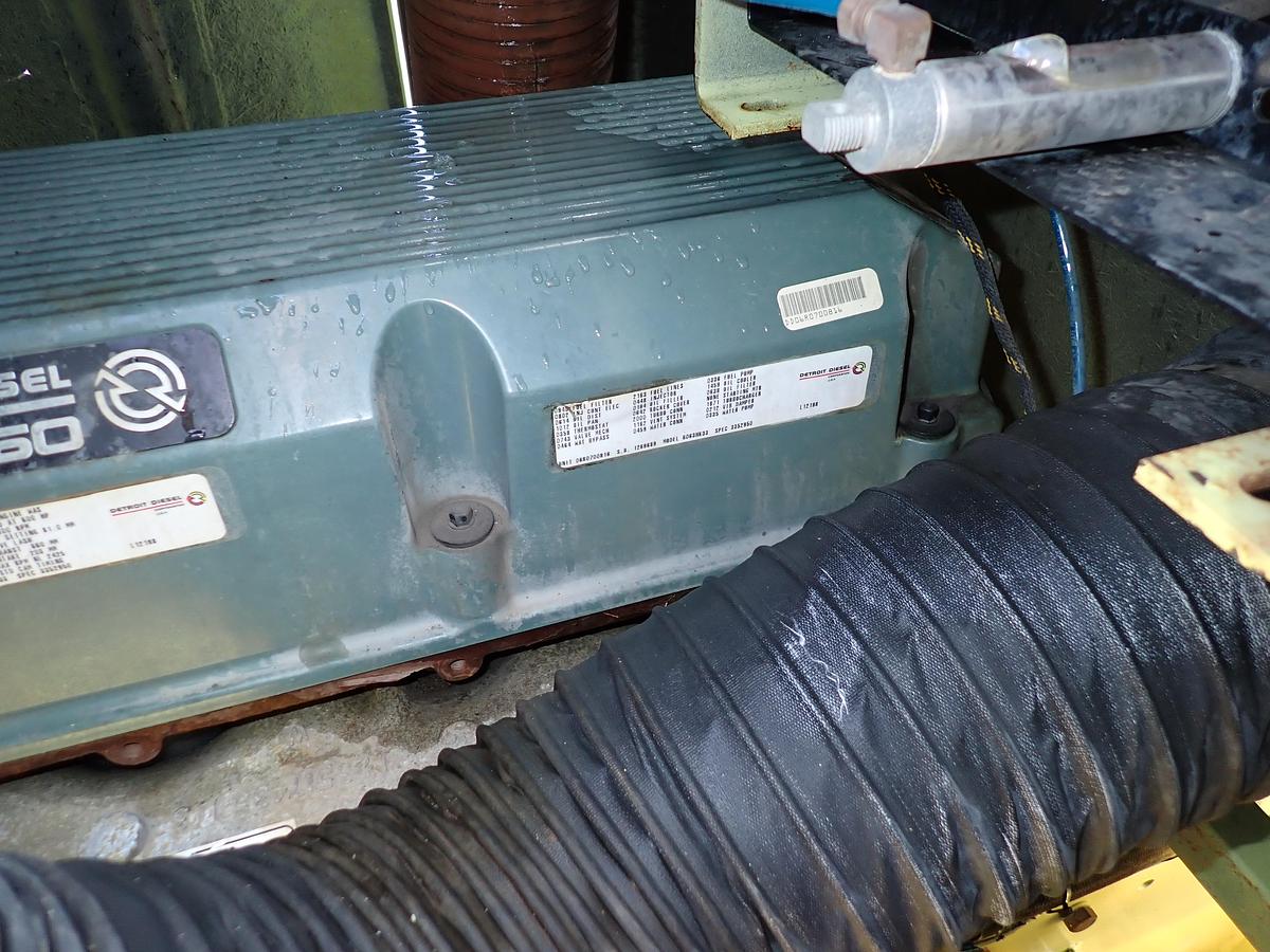 Used 2003 Oshkosh HB2923 Airport Snowblower