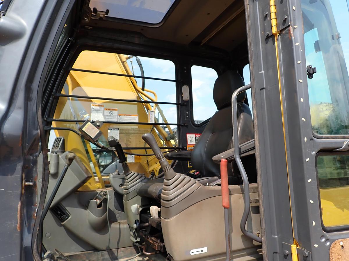 Used 2004 John Deere 160C LC Hydraulic Excavator Q/C Aux. Hydraulics