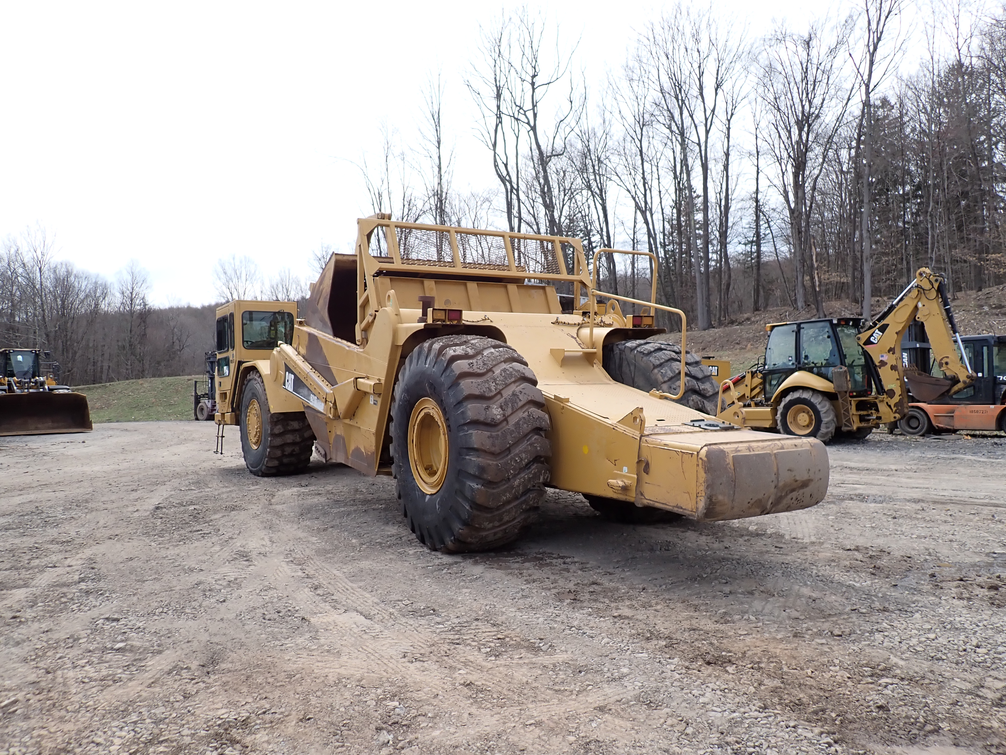Used 2007 CAT 621G Motor Scraper