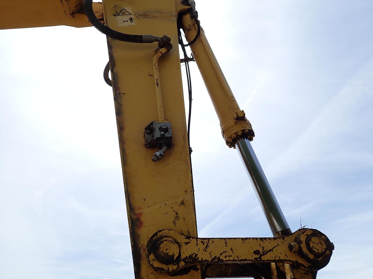Used 2013 Komatsu PC490LC-10 Excavator 