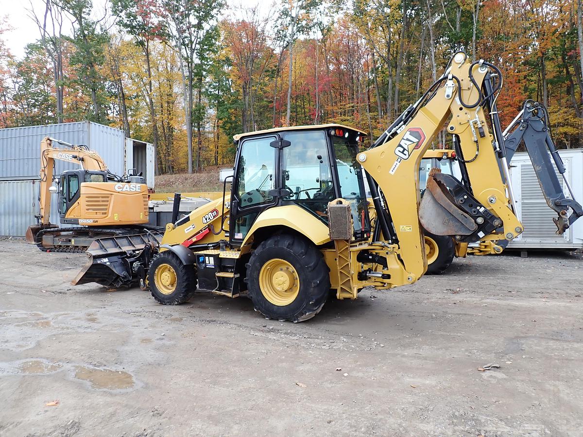 Used 2022 CAT 420 XE Backhoe Loader 