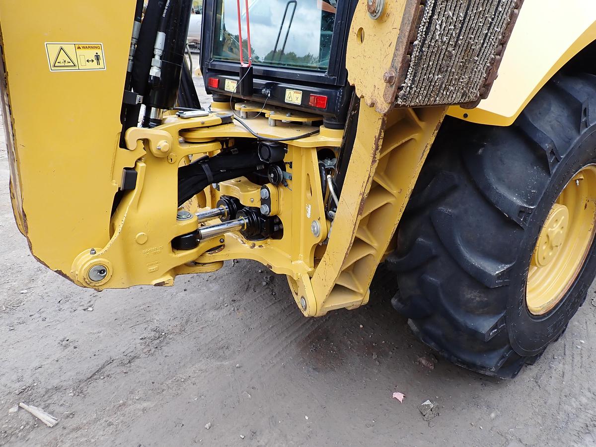 Used 2022 CAT 420 XE Backhoe Loader 