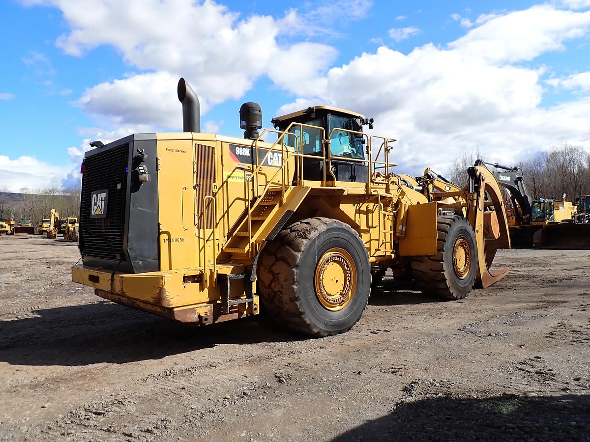 Used 2015 CAT 988K 