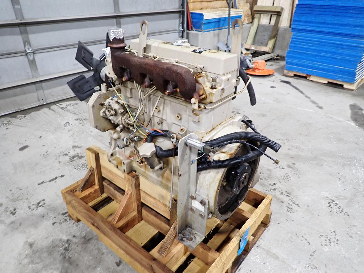 Used 2000 John Deere 4045DF150 Diesel Engine