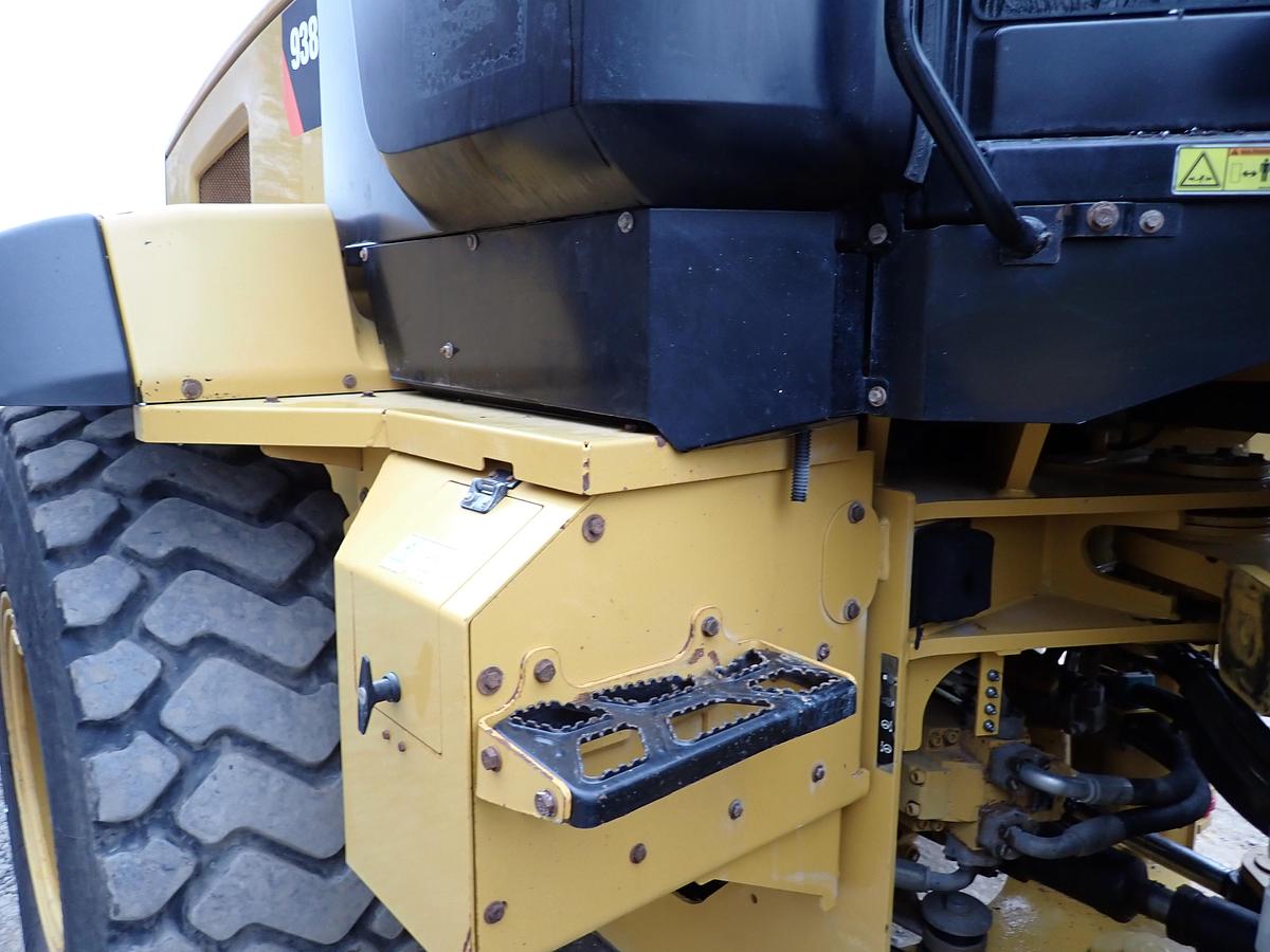 Used 2019 CAT 938M Wheel Loader