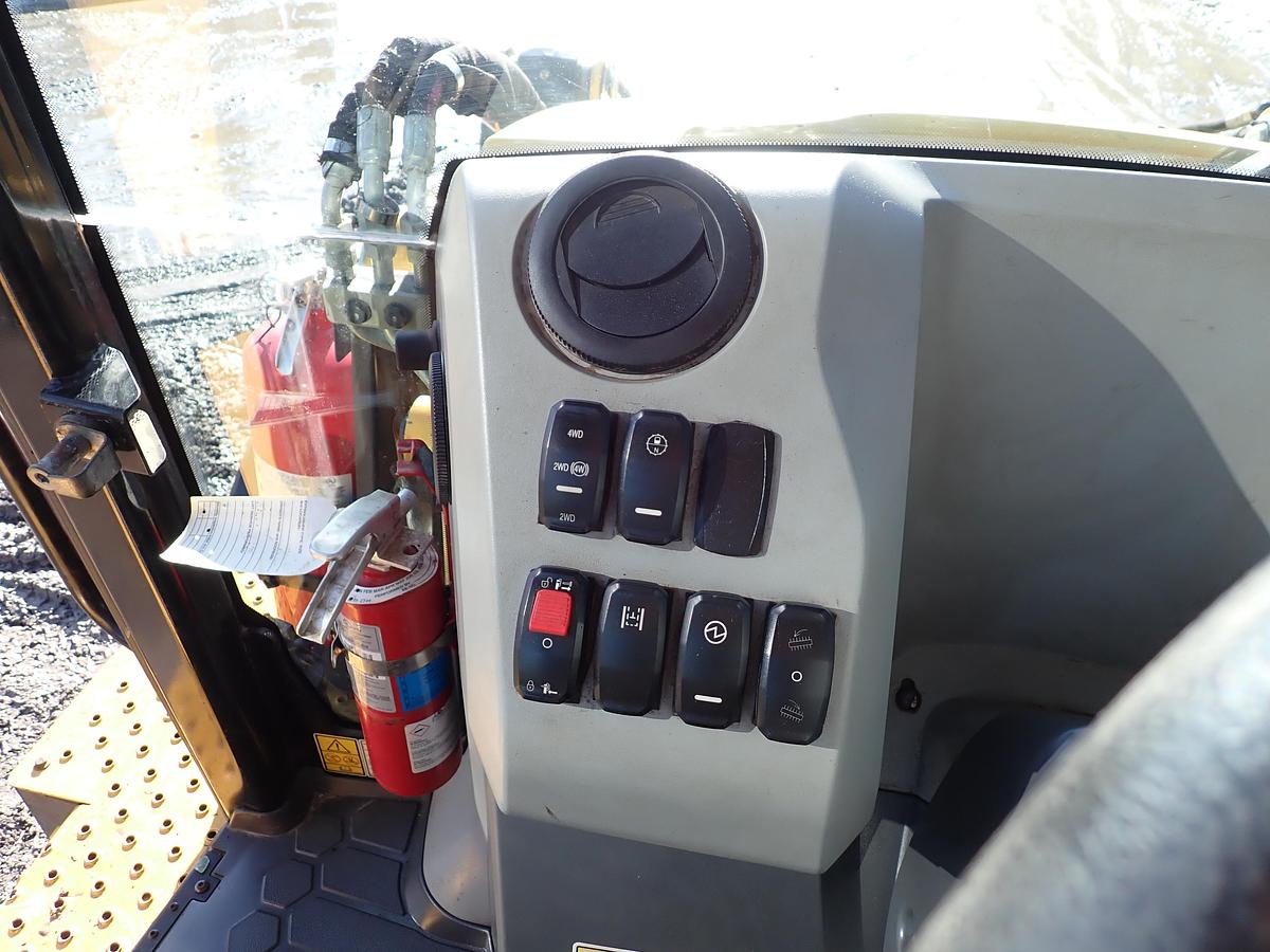 Used 2018 CAT 420F2 IT Loader Backhoe HYDRAULIC THUMB!