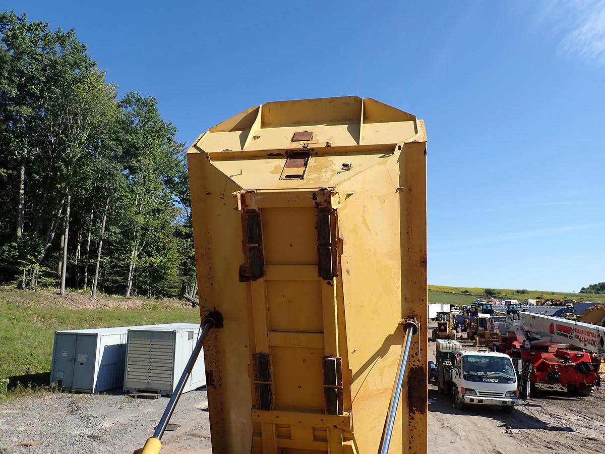 Used 2011 CAT 740 Articulated Haul Truck 7900 HOURS!
