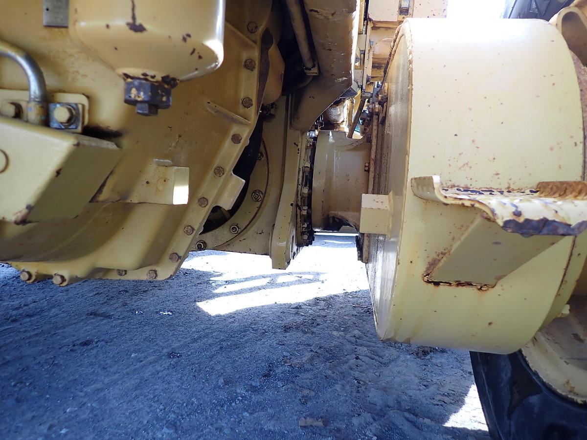 Used 1998 CAT 163H Motor Grader