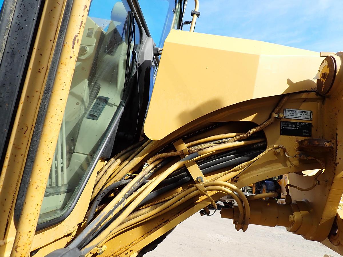 Used 1998 CAT 163H Motor Grader