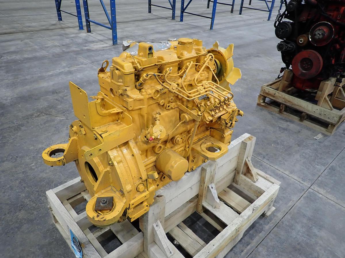 Used 2000 CAT 3024 Diesel Engine 304.5 EXCAVATOR