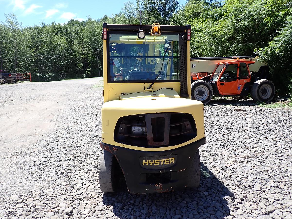 Used 2015 Hyster H80FT Diesel Forklift LOW HOURS! POSITIONERS!