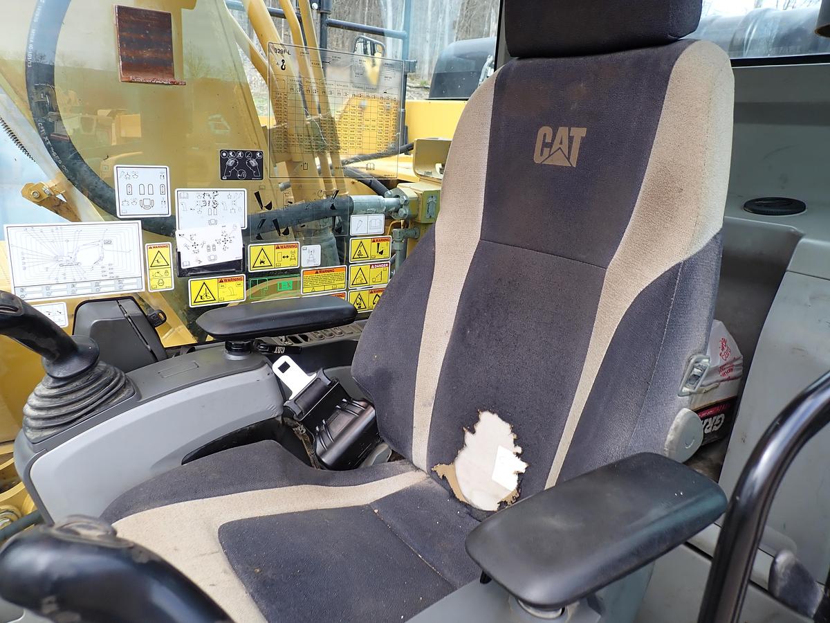 Used 2015 CAT 329FL Hydraulic Excavator 