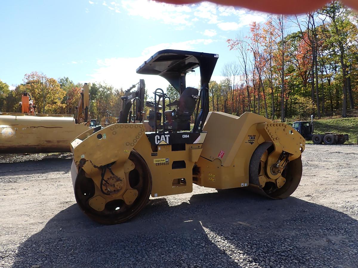 Used 2015 CAT CB64 Double Drum Roller
