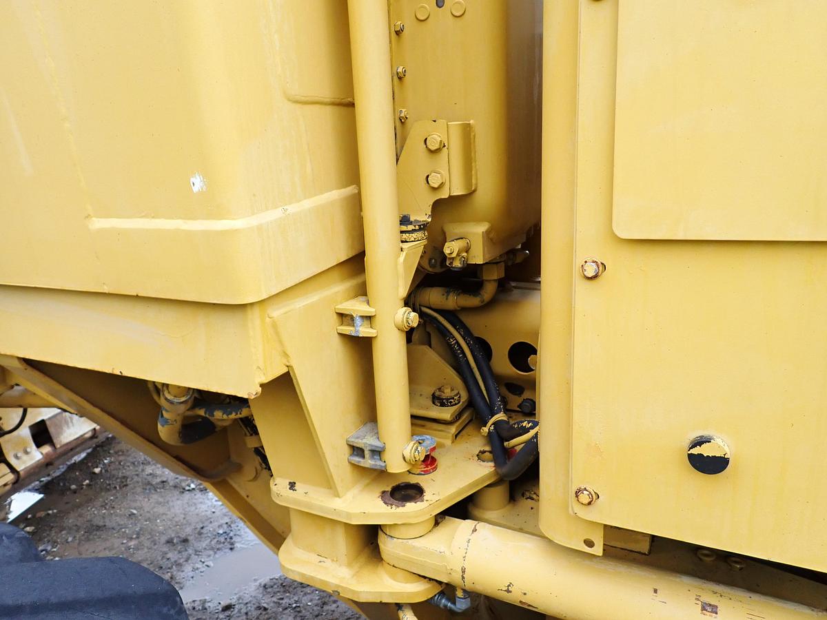 Used 1993 CAT 120G Motor Grader 3300 HOURS!