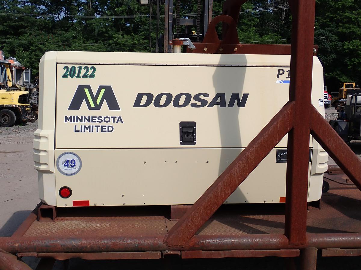 Used 2013 Doosan P185WJD-T4I 185 CFM Air Compressor 224 HOURS!