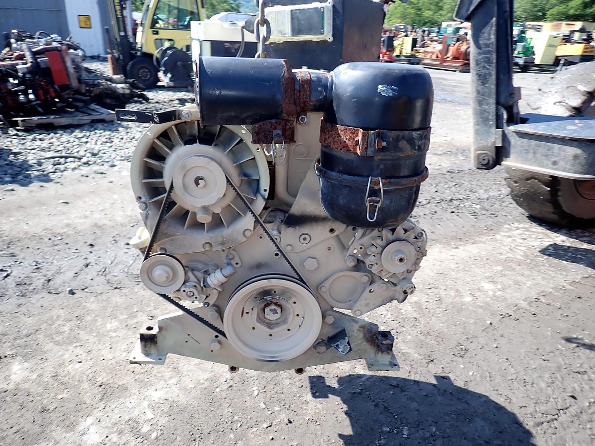 Used 2012 Deutz D914 L04