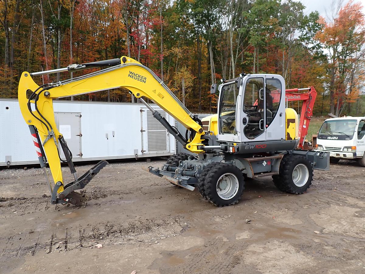 Used 2015 Wacker Neuson EW100