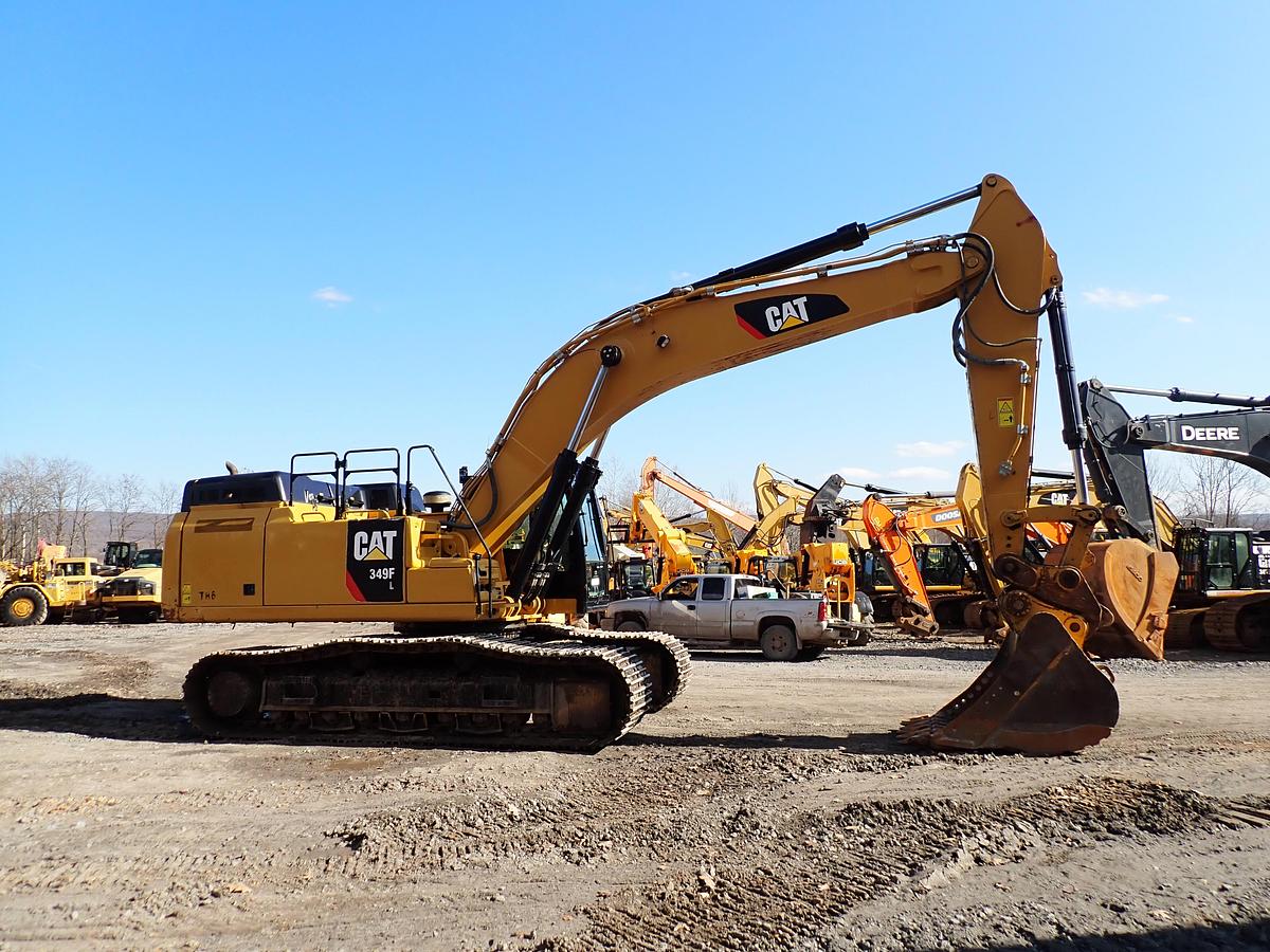 Used 2019 CAT 349FL Excavator Q/C Aux. Hydraulics