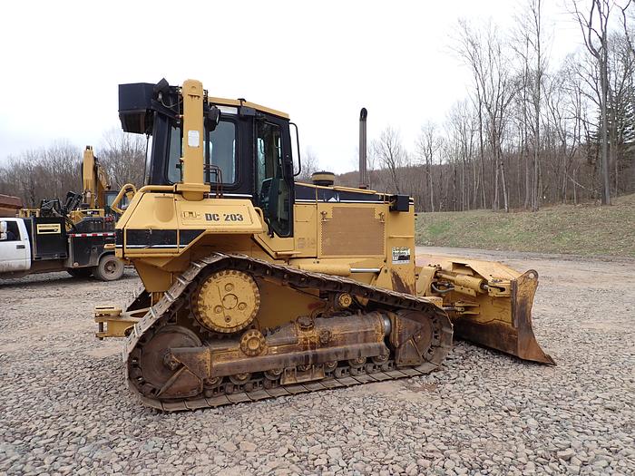 Used 2002 CAT D6M XL