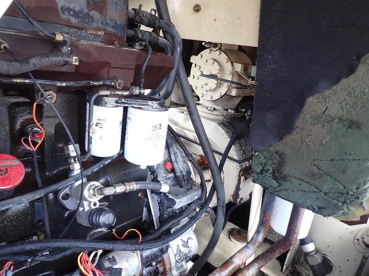 Used 1999 Ingersoll Rand XP825WCU 825 CFM Air Compressor