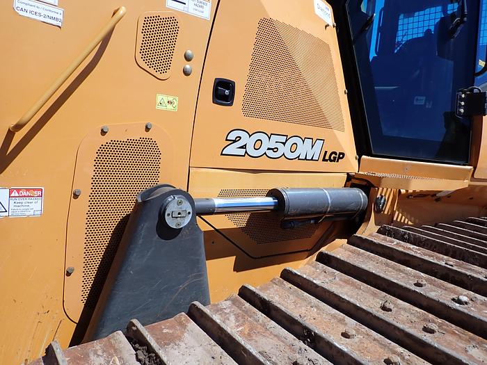 Used 2019 Case 2050M LGP