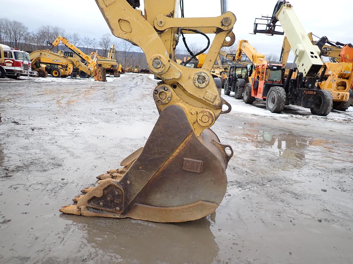 Used 2019 CAT 323 Hydraulic Excavator HYD THUMB! Q/C
