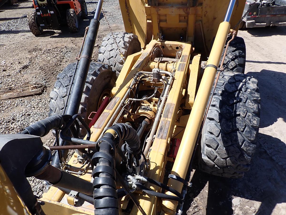 Used 2012 CAT 740B Articulated Haul Truck w/ TAILGATE