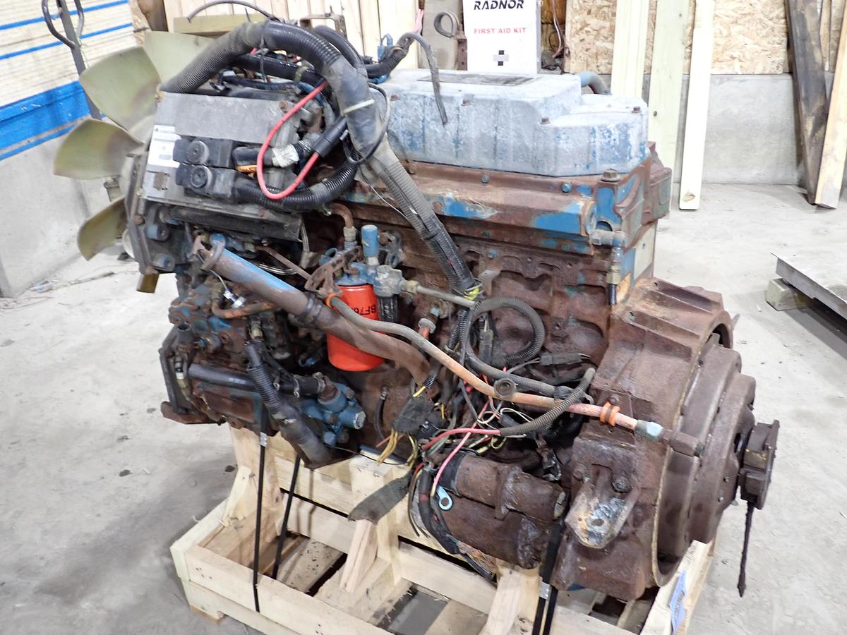 Used 1998 International DT530E Diesel Engine 275 HP 23K ORIGINAL MILES!