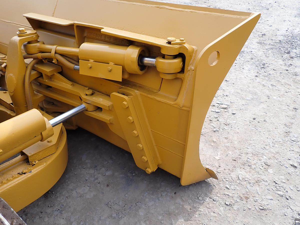 Used 1988 CAT D4H Series II Crawler Dozer