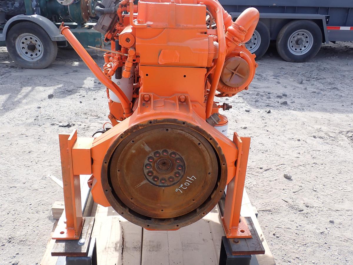 Refurbished 2001 International DT530E Diesel Engine IC225D 8.7 LITER REBUILT!