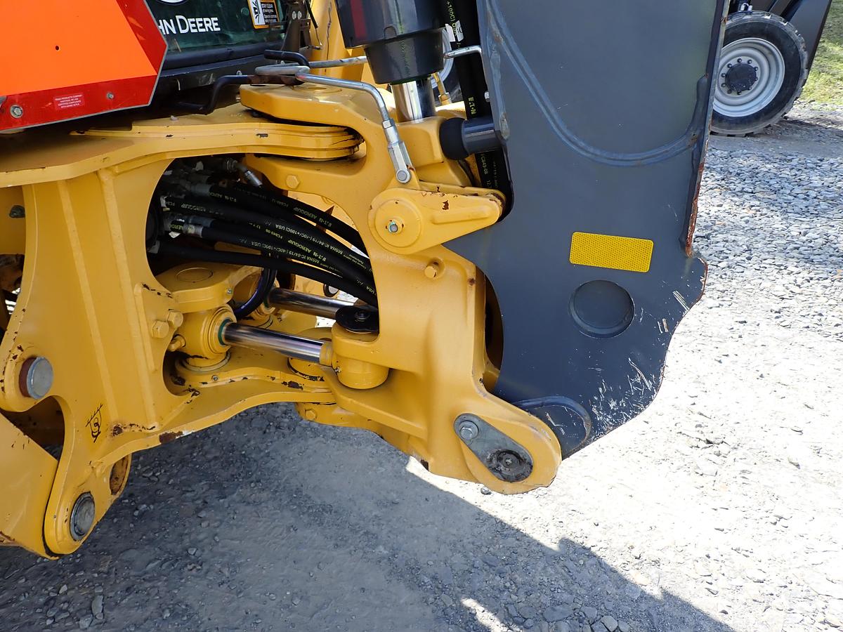 Used 2018 John Deere 410L Loader Backhoe LOADED! Q/C FORKS EXTENDAHOE