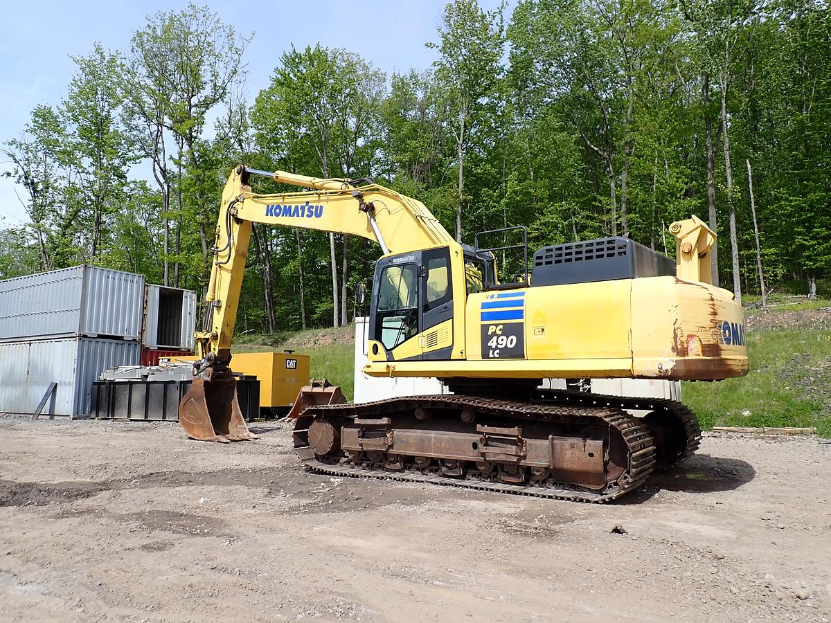 Used 2013 Komatsu PC490LC-10 Excavator 