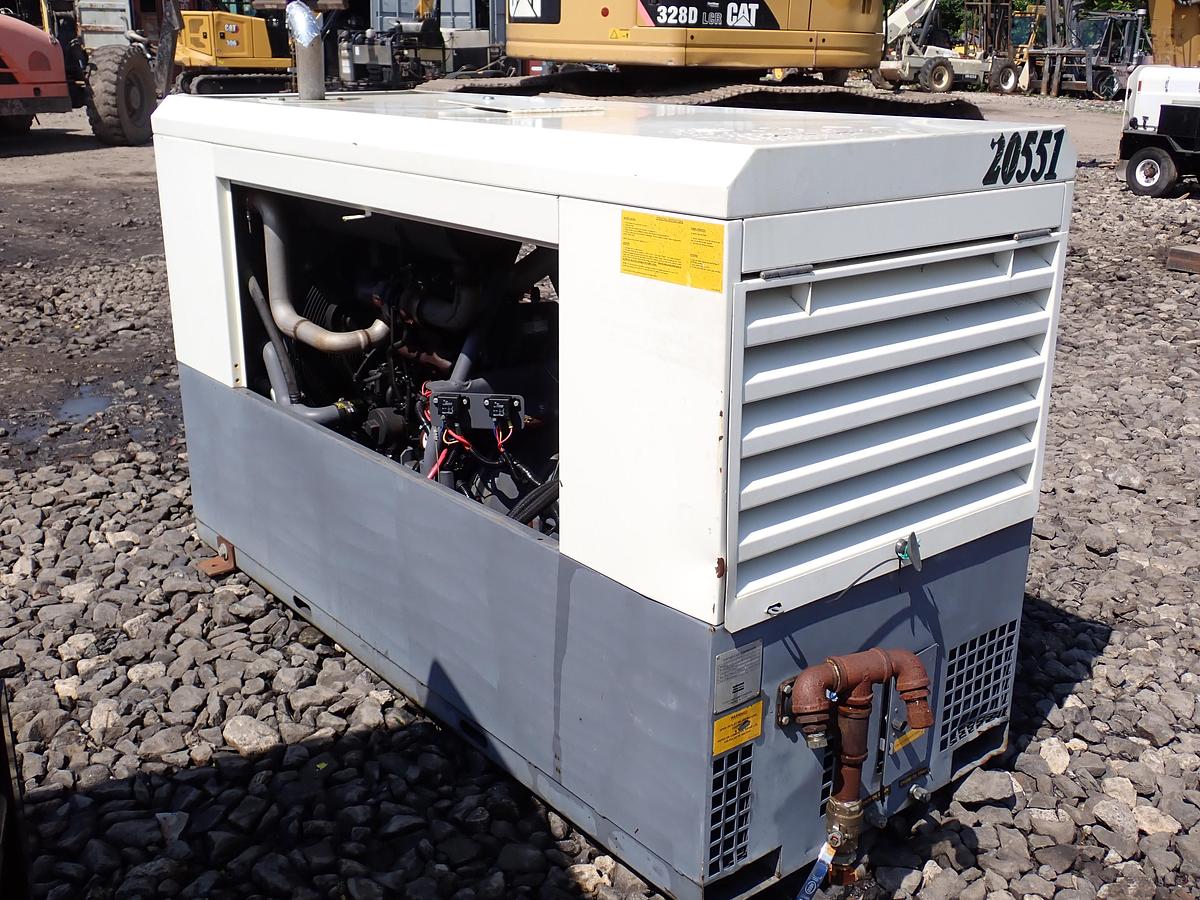 Used 2014 Atlas Copco XAS300 JDU7 300 CFM Air Compressor
