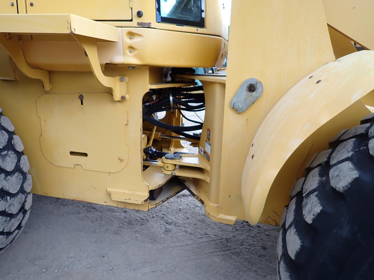 Used 2001 John Deere 624H Wheel Loader