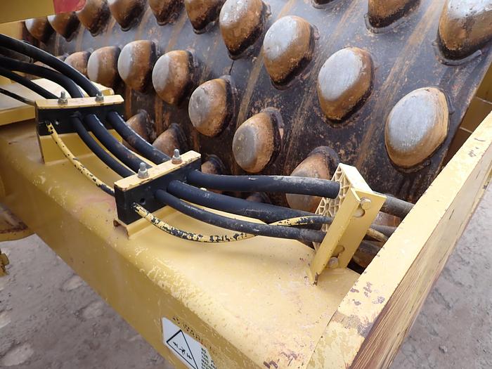 Used 2007 CAT CP-563E Padfoot Compactor