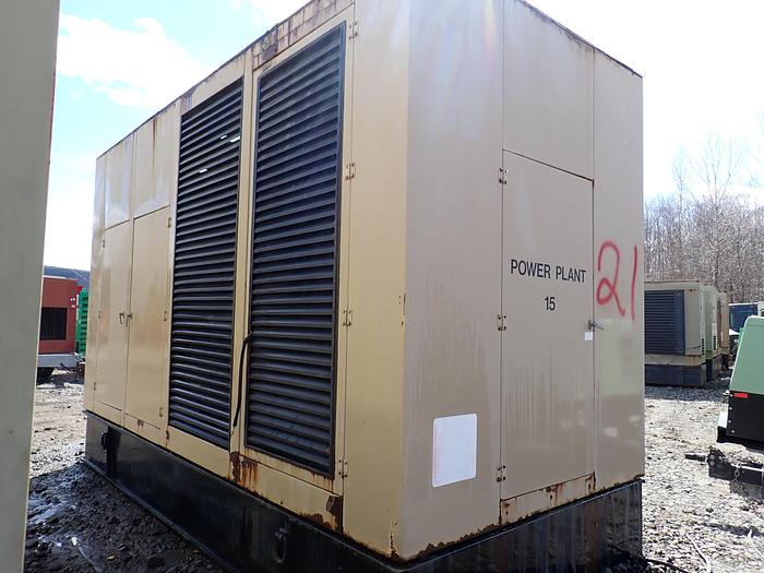 Used 1990 Cummins KTA38-G1 650 KW Generator Set CONTINUOUS DUTY