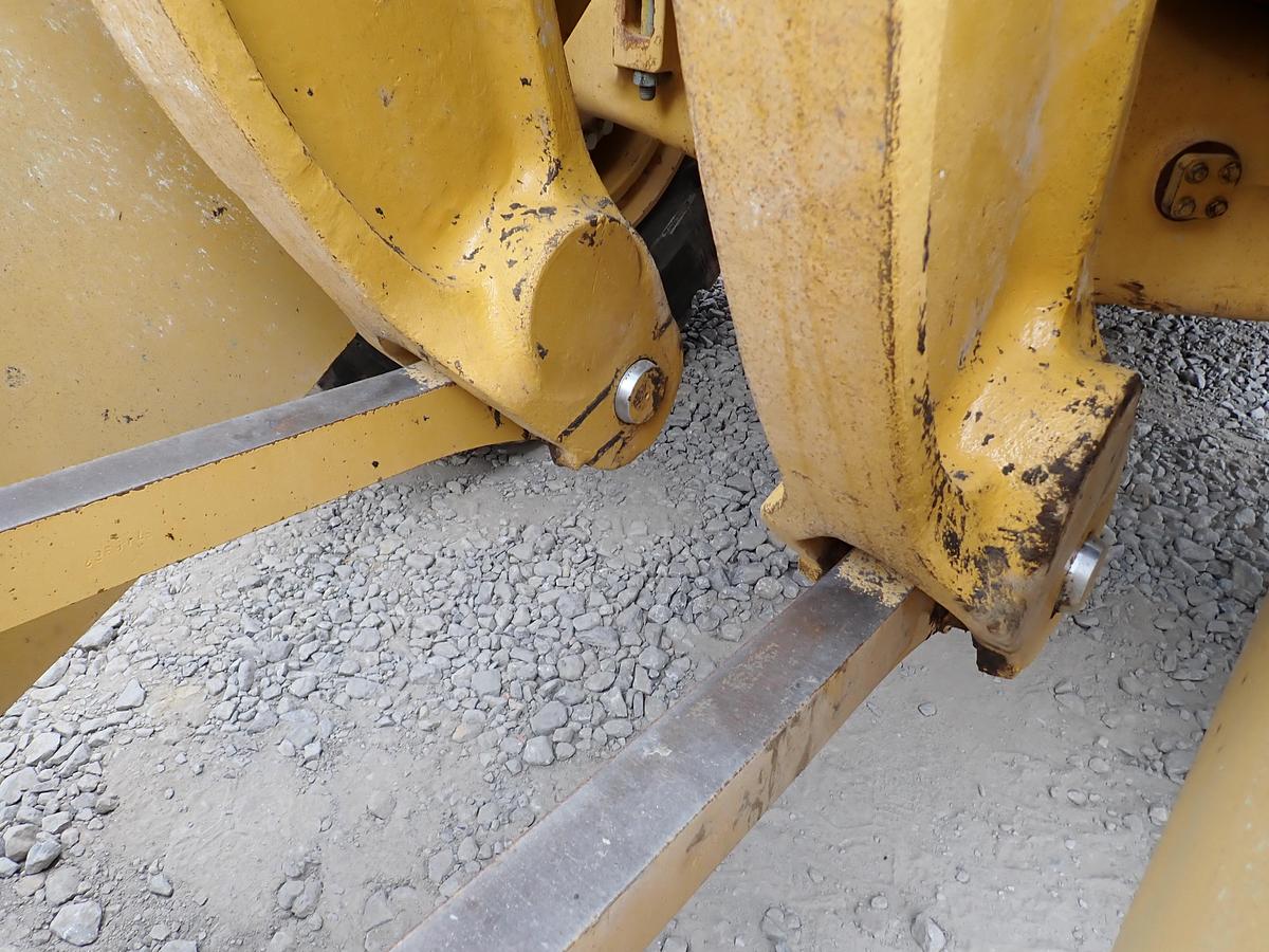 Used 2015 CAT 982M Wheel Loader