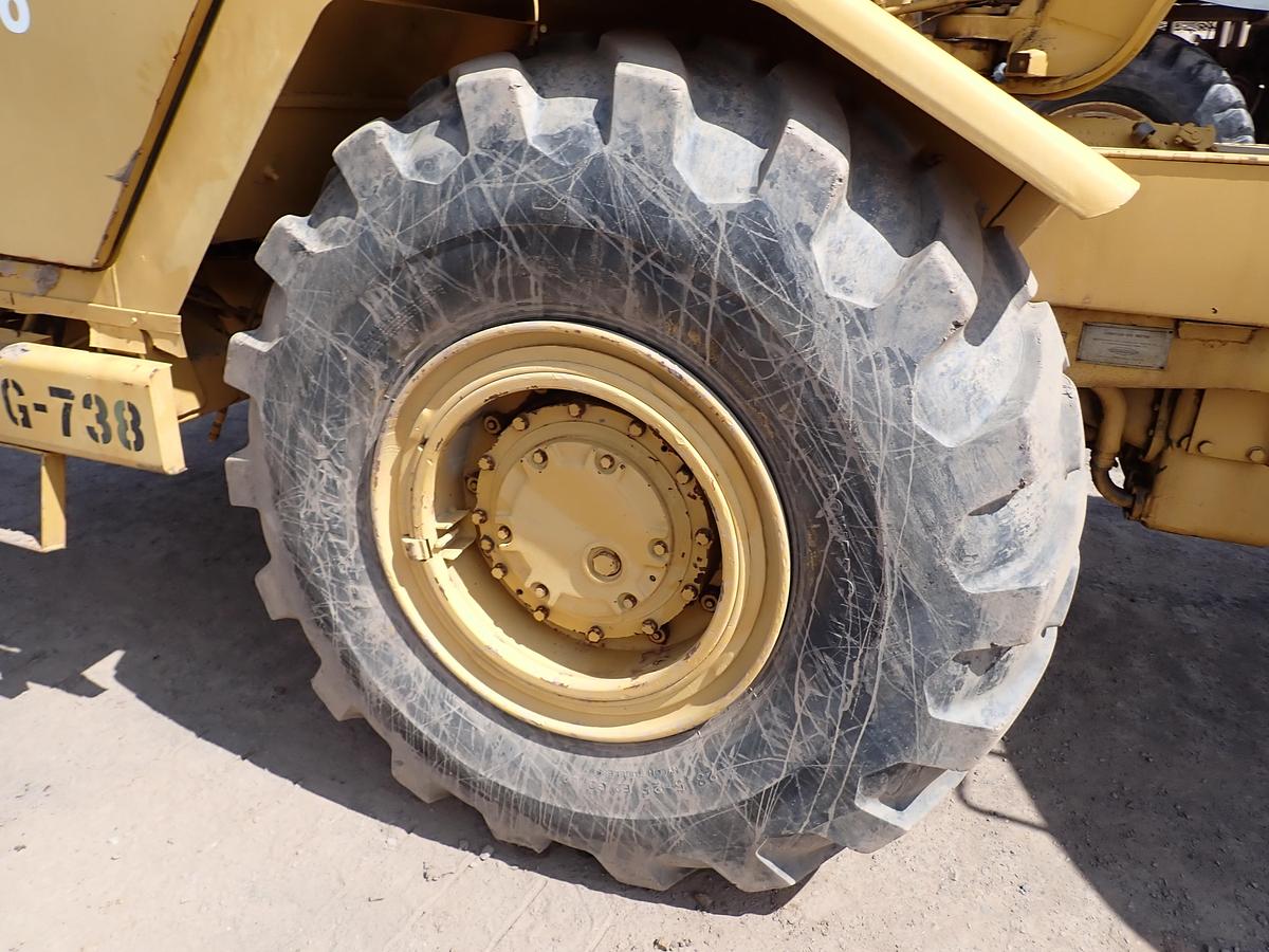 Used 1979 CAT 613B 5000 Gallon Water Wagon