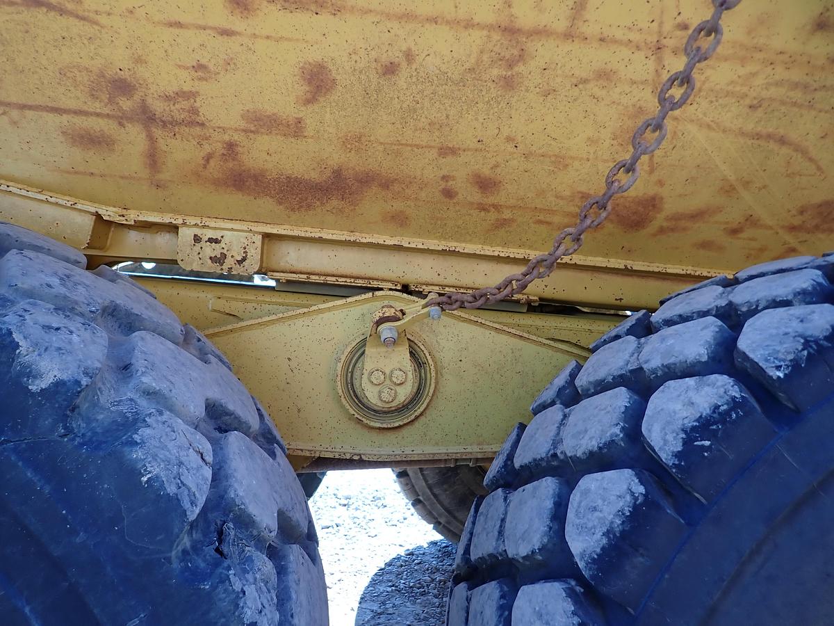 Used 2004 CAT 735 Articulated Haul Truck