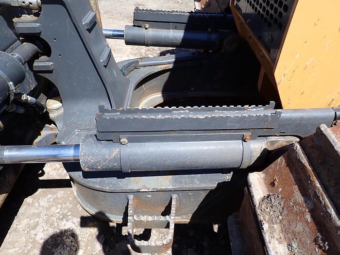 Used 2019 Case 2050M LGP