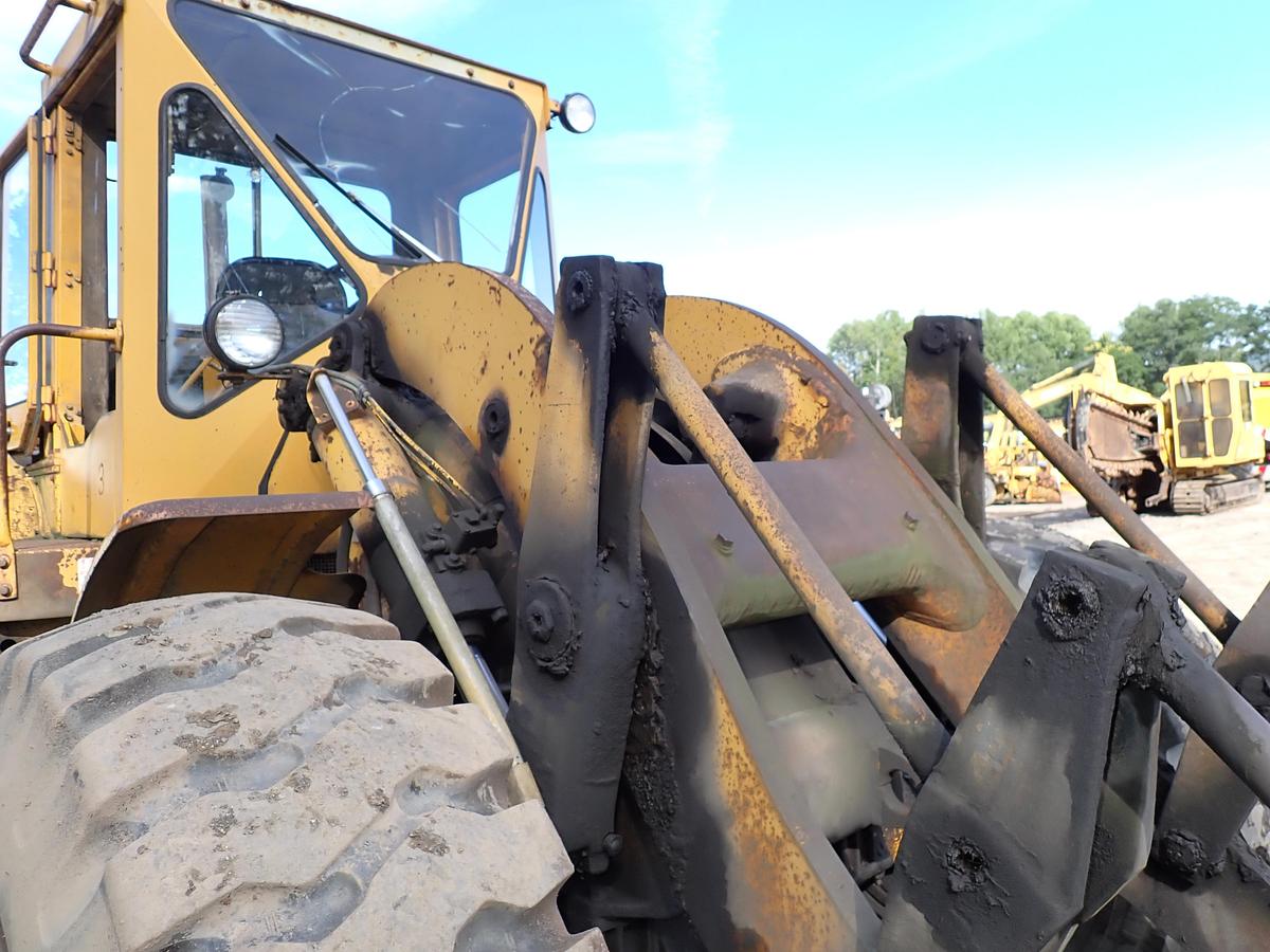 Used 1976 CAT 950 Wheel Loader w/ FORKS