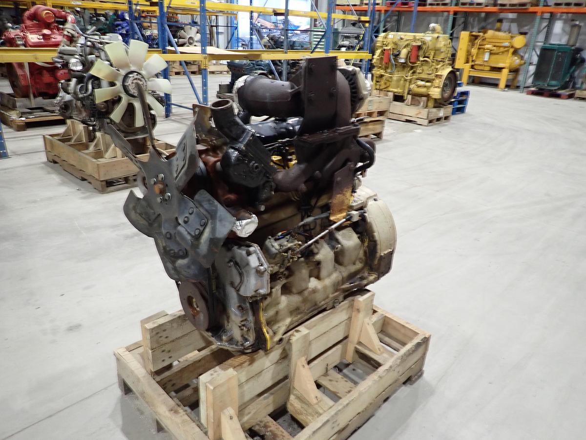 Used John Deere 4045TF001