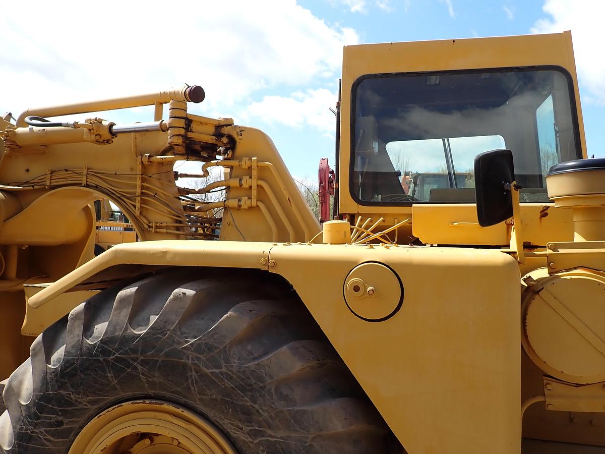 Used 1979 CAT 613B 5000 Gallon Water Wagon