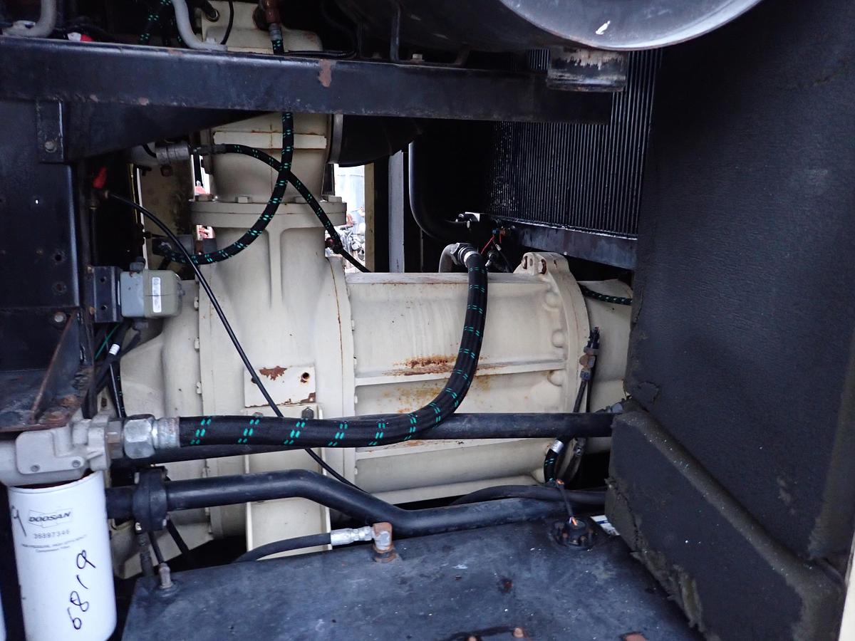 Used 2014 Doosan HP1600 Air Compressor