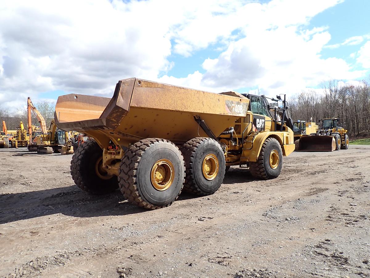 Used 2014 CAT 740B Articulated Truck
